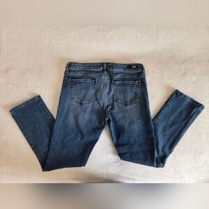 Kut from the Kloth Women's Skinny Jeans in Medium Blue Wash Size 8